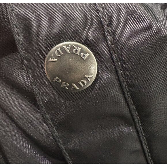 Prada Re-Nylon Bomber Jacket SGH038 in Nero - Picture 6 of 8